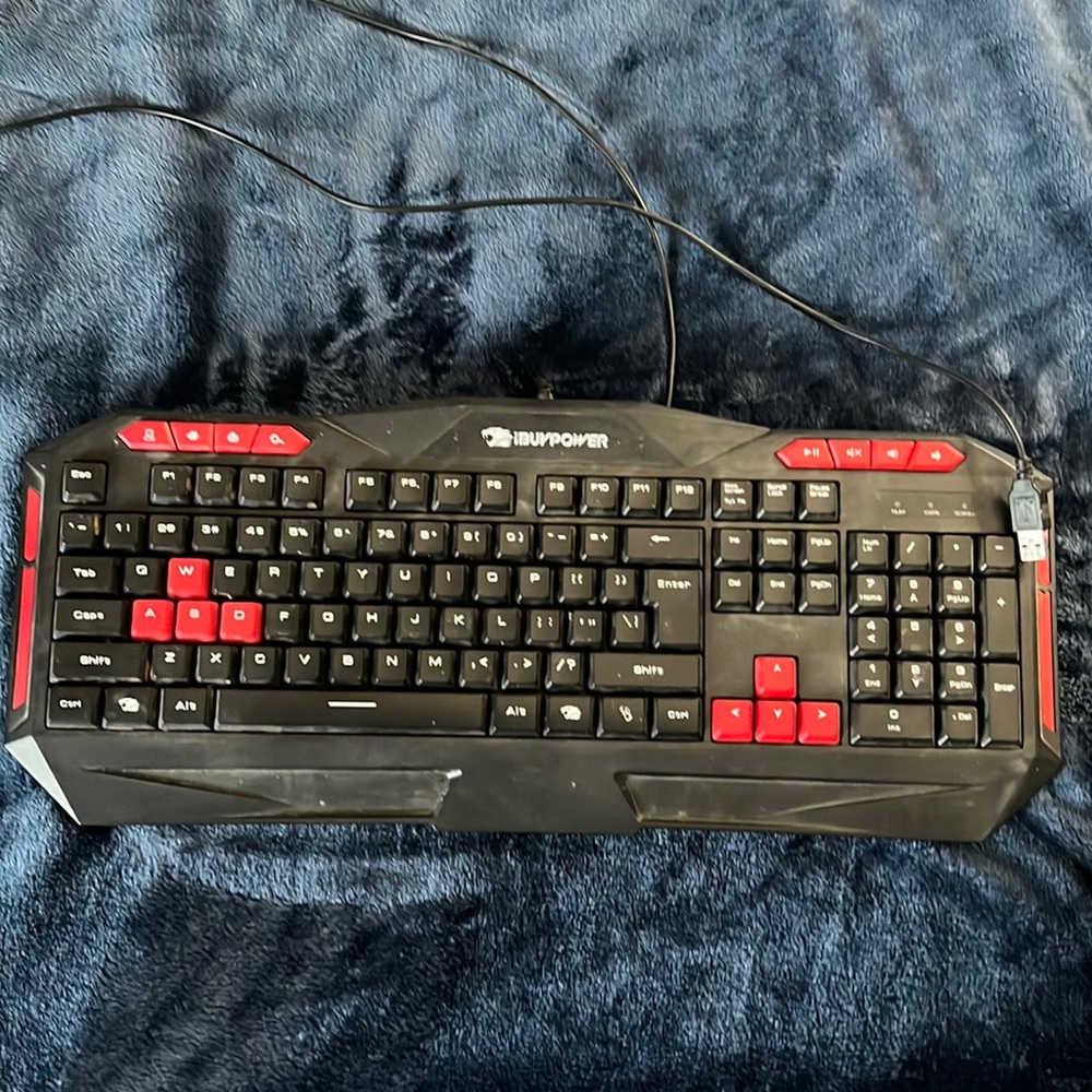Black & Red iBuyPower Gaming Keyboard